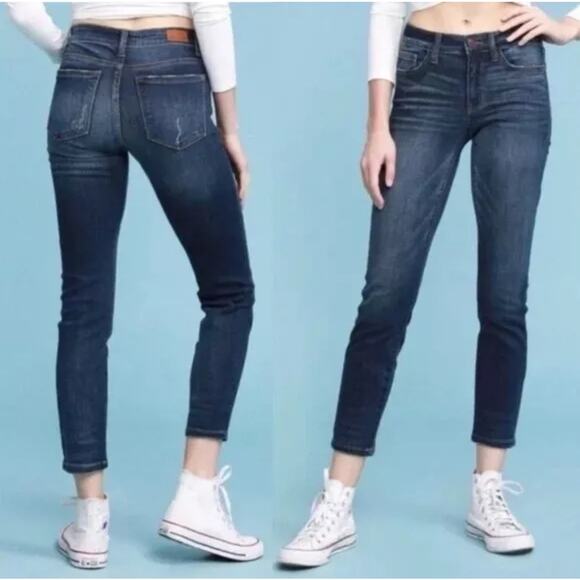 Judy Blue Jeans Relaxed Fit Straight Leg Distressed Mid Rise Denim 9/29 - Picture 1 of 10